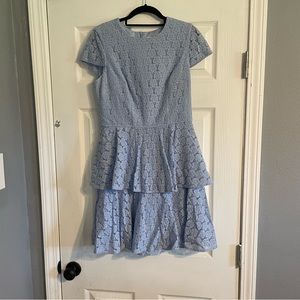 Péplum styles baby blue dress